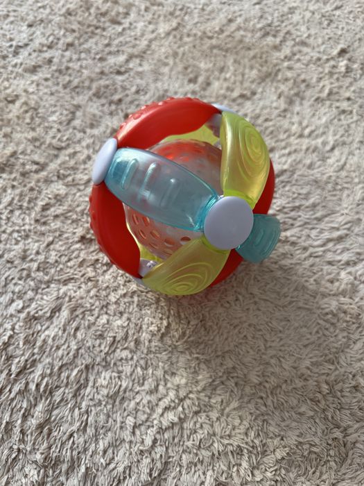 Інтерактивний мʼяч