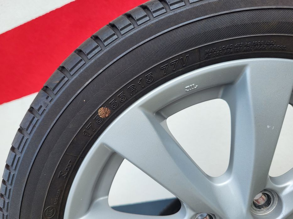 Koła LATO 15" 4x100 Mitshubishi Space Star  Opony Yokohama 6mm !