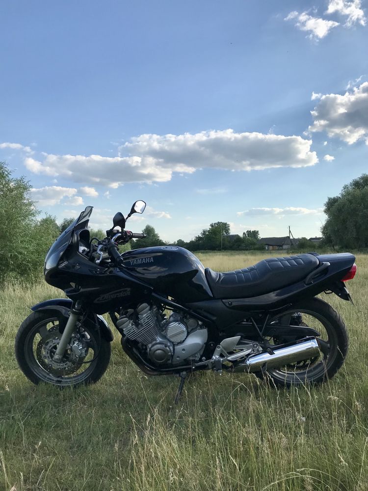 YAMAHA XJ 600 в гарному стані. Мот знаходиться в Рівному