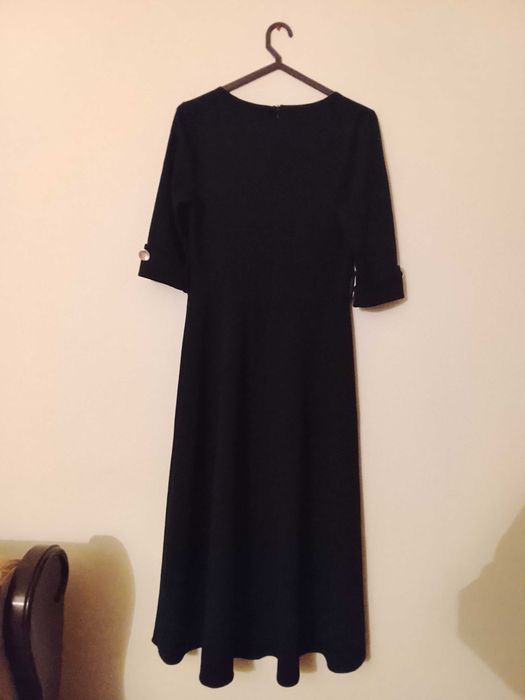 Vestido comprido preto senhora