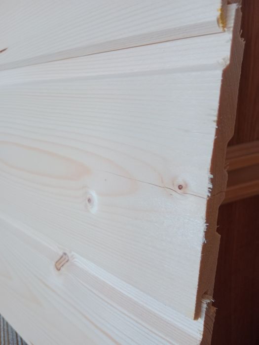 Deska elewacyjna podbitka świerk skandynawski 18x120 V-faza