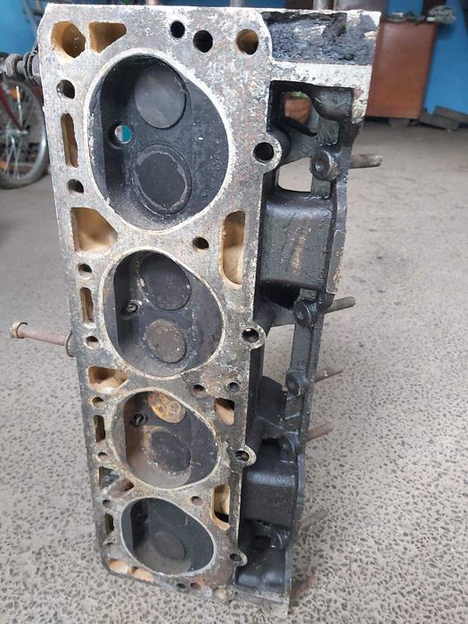 Продам головку блока Зил 130