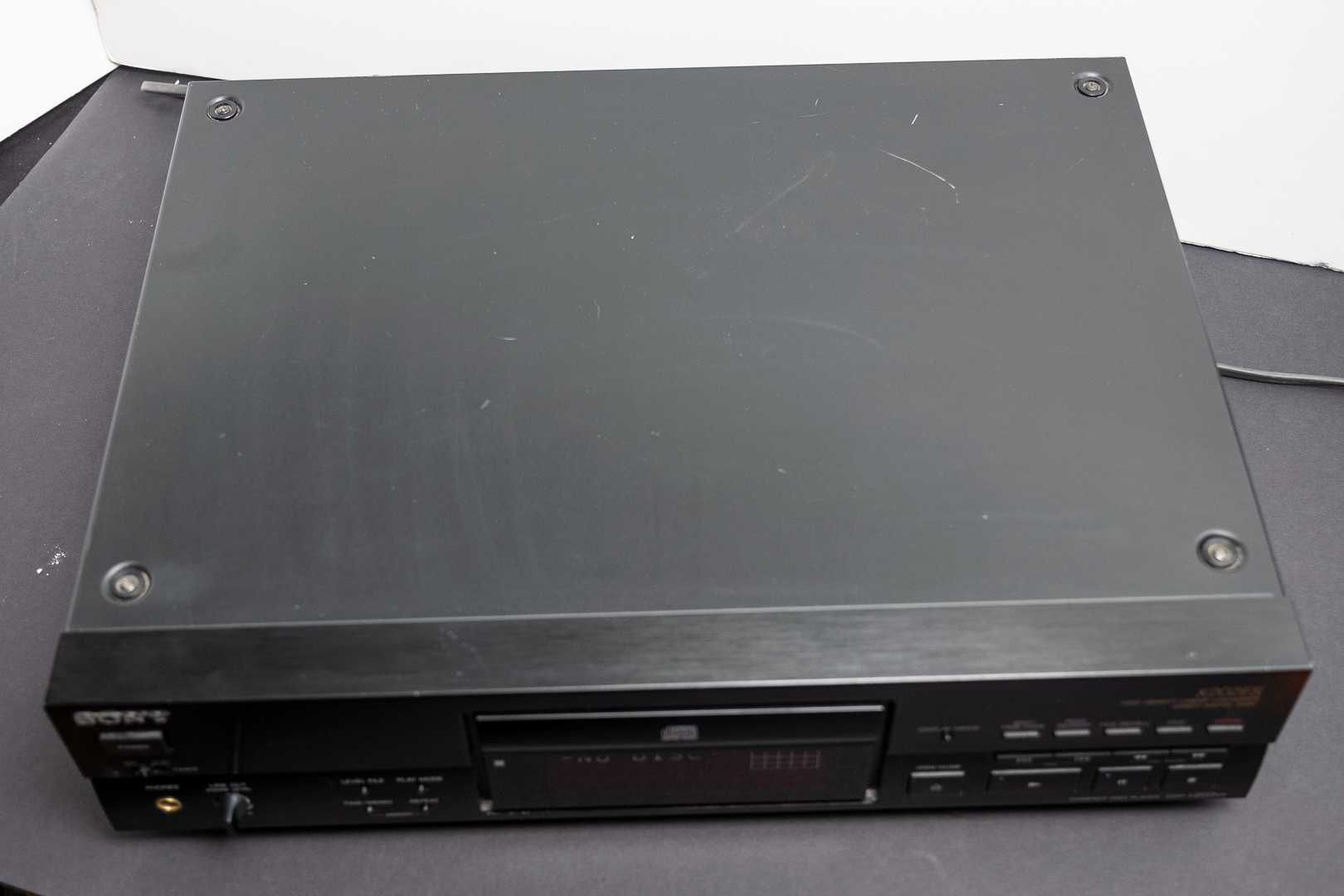 Pięknie grający odtwarzacz CD SONY CDP-X202ES