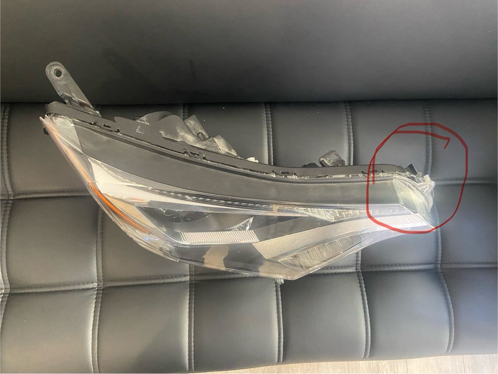 Фара toyota rav4 2015 2016 2017 2018 2019