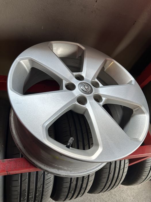 Alufelga 5x105 17 Opel Mokka 7j ET 38 felga srebrna