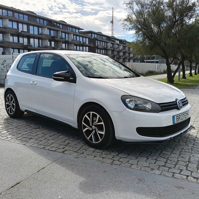 Vw Golf 1.6 tdi Trato financiamento 100 euros por mes