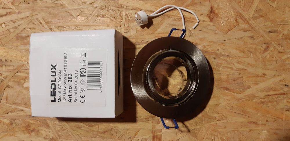Oprawka sufitowa halogenowa ruchoma GU10