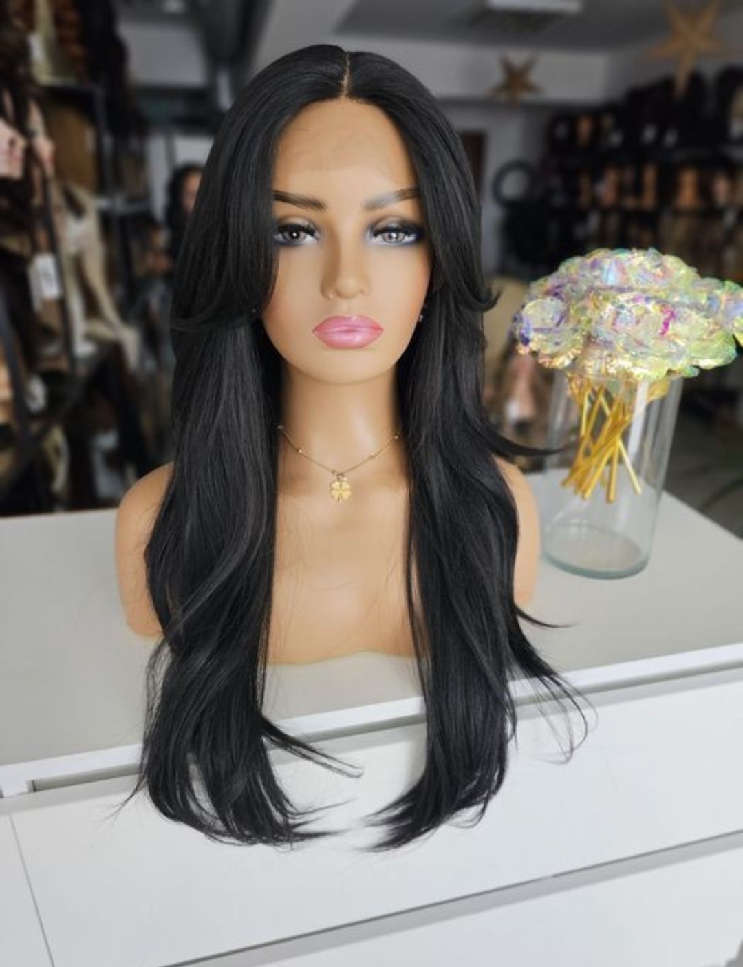 Długa peruka premium lace front Jennyfer ll czarna naturalna fryzura
W