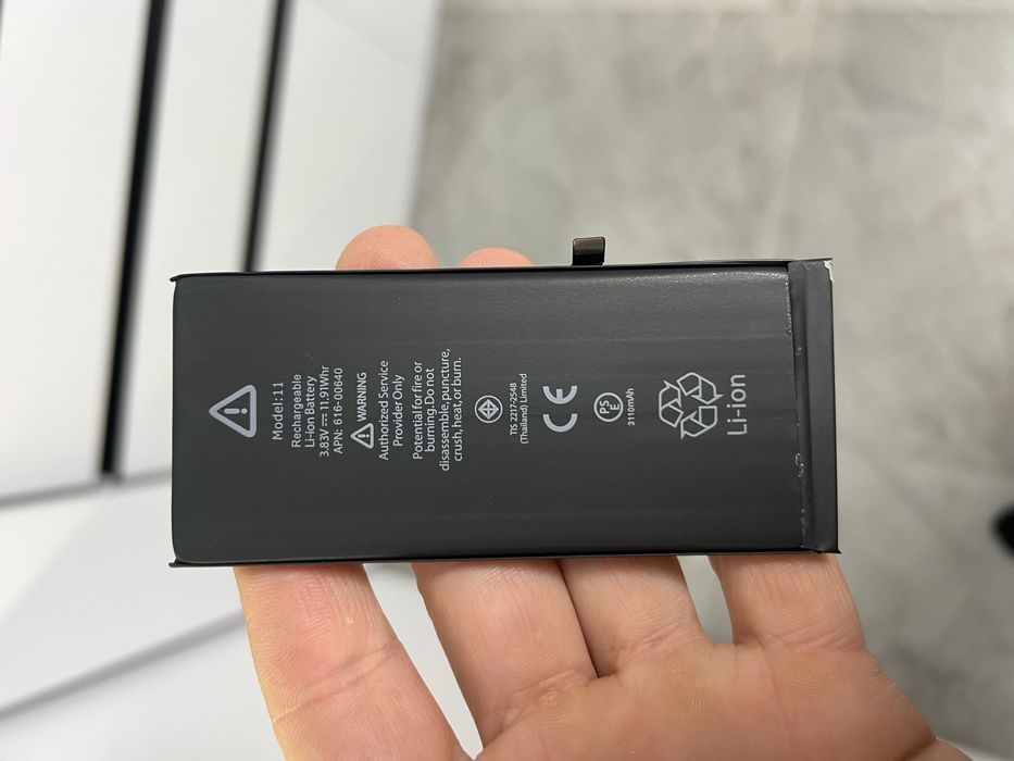 аккумулятор iPhone 4 новий та Оригінальна Батарея iPhone 11