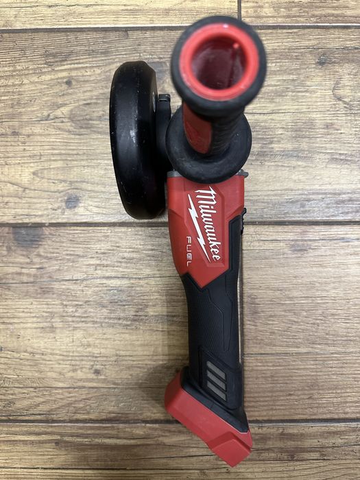 Szlifierka kątowa Milwaukee M18 FSAG125X - 2023r.