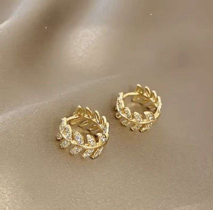 Сережки кульчики пшениця колоски пшениці патріотичні