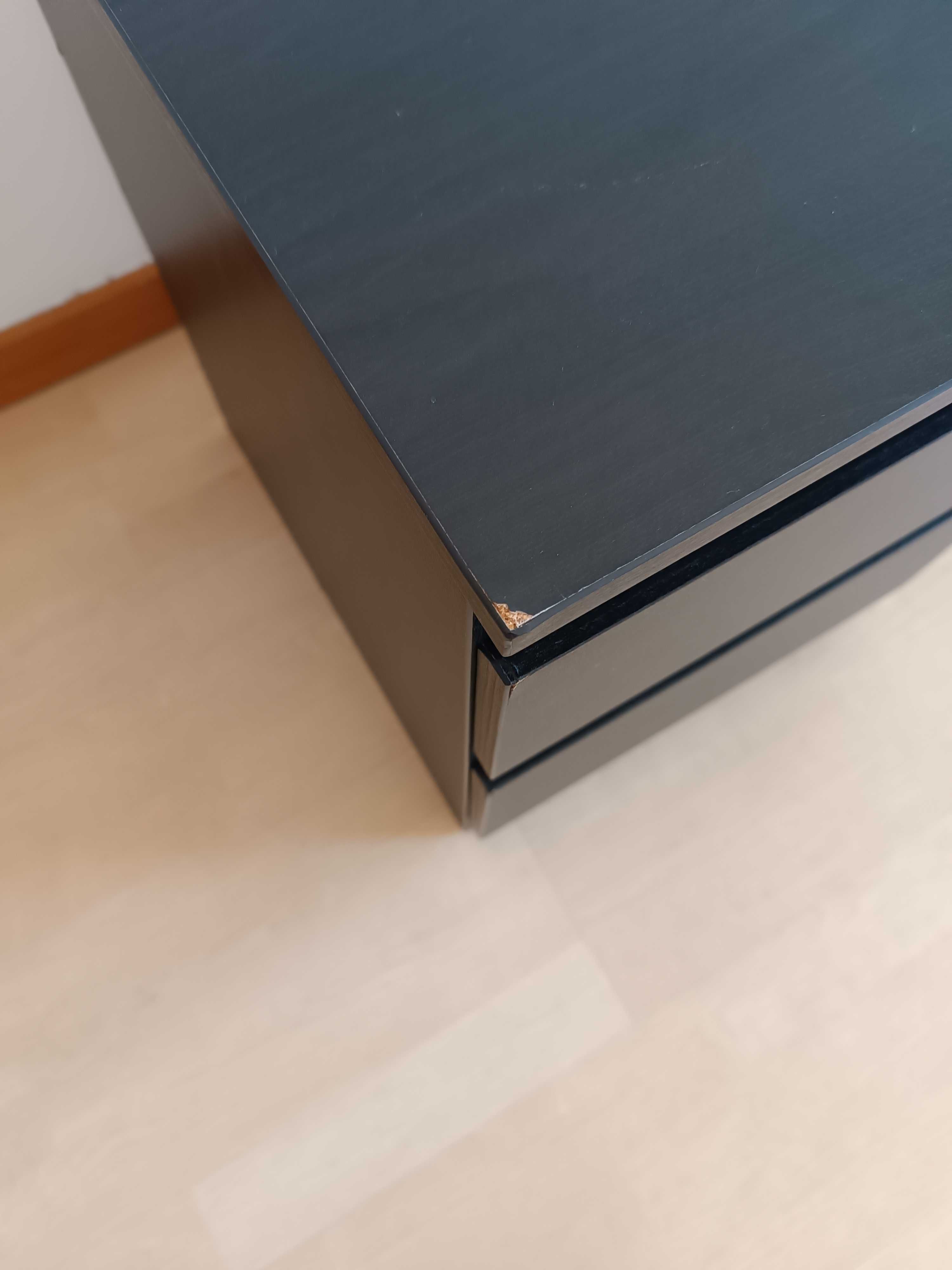 Mesa de cabeceira