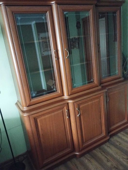 Na sprzedaż kredens do salonu