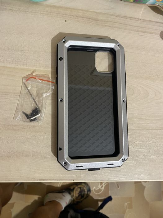 Чехол противоударный на айфон 11