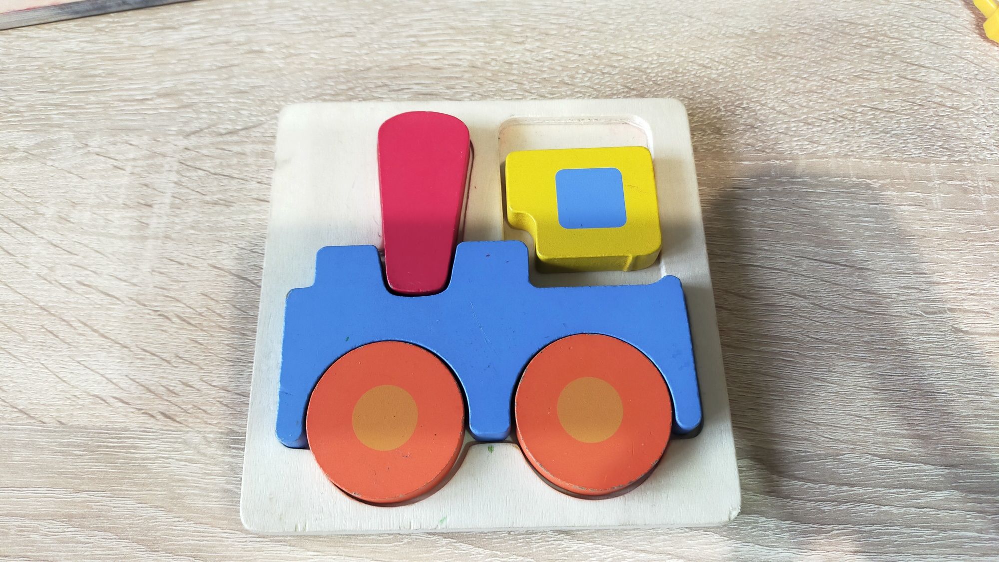 Zestaw zabawek dla dzieci autka cyfry układanki klocki i różne inne