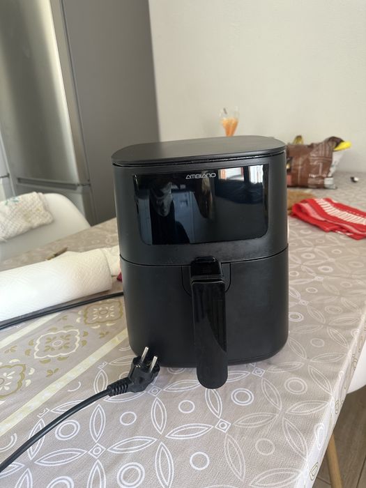 Microondas e airfryer os dois por 50€