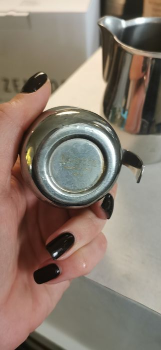 Пітчери професійні для молока