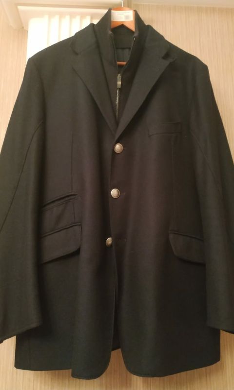 Куртка - пальто Корнеллиани на подстежке Италия.Р 54.Цена 5900 грн.