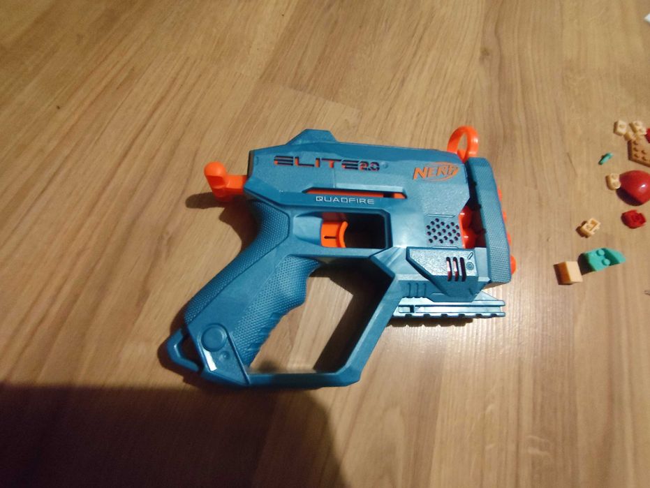 Pistolet na stżałki NERF
