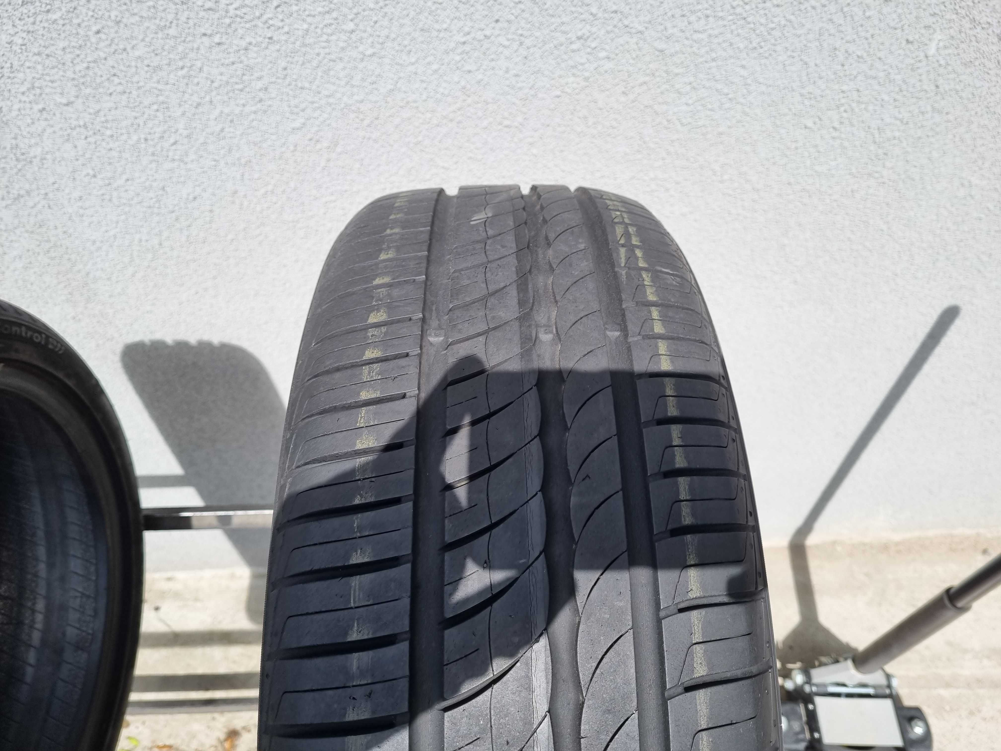 215/55/17 94V Pirelli Cinturato P1 VERDE