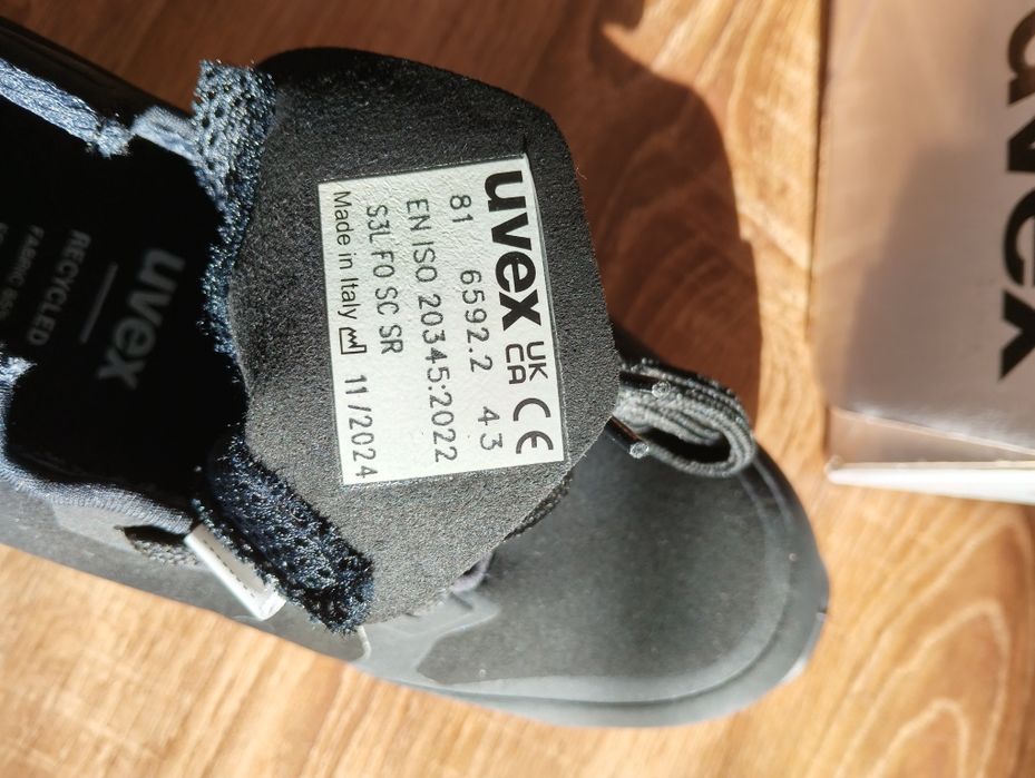 Sprzedam buty Uvex r. 43