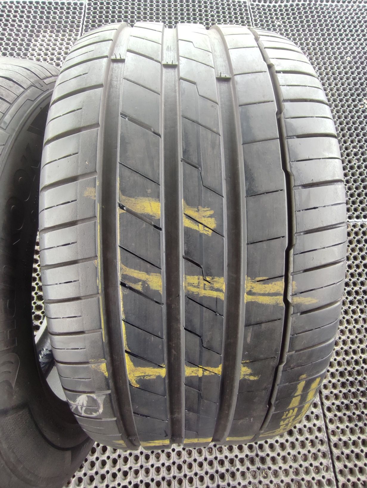 Opony letnie Hankook Ventus S1 Evo 3 SUV 285/45R21 A0