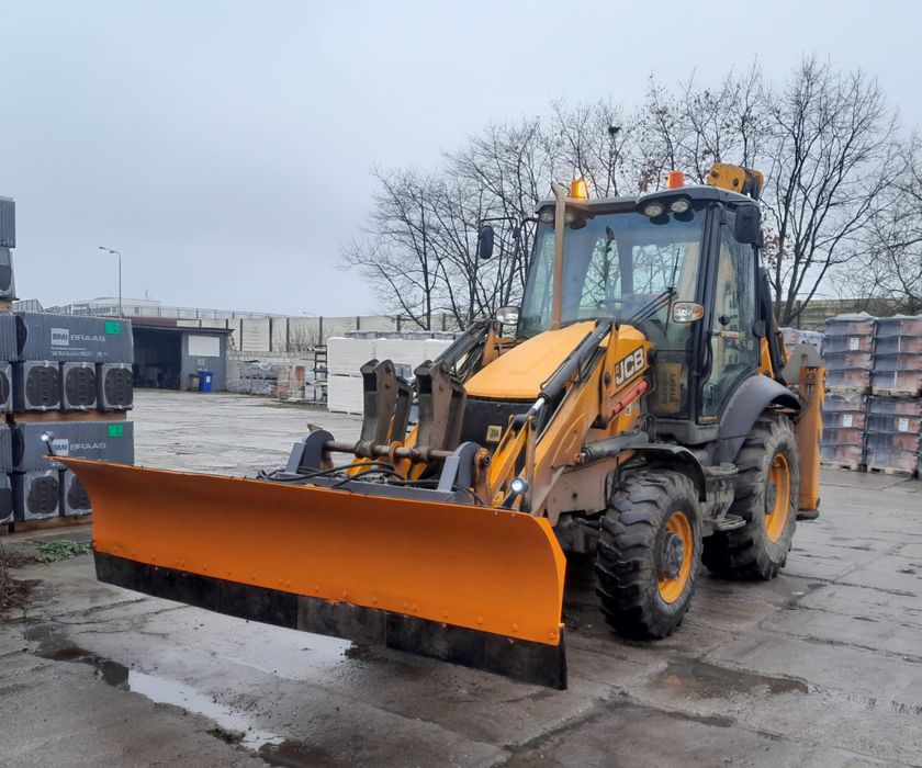 Odśnieżanie dróg, parkingów i placów