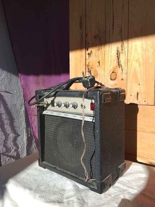 Amplificador de som