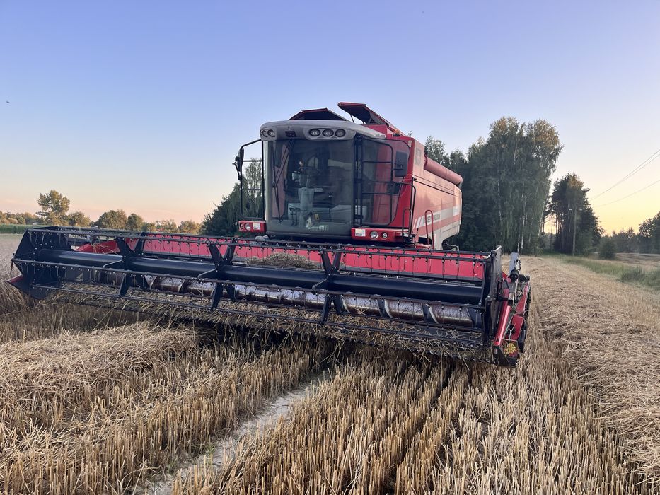 Massey ferguson  7270 fendt laverda class john deere