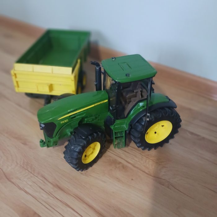 Traktor i przyczepa bruder