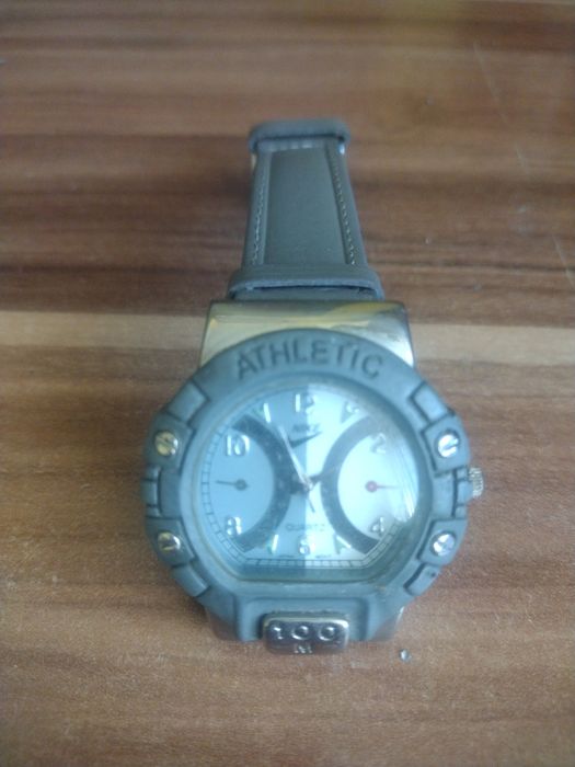 Zegarek Nike na reke