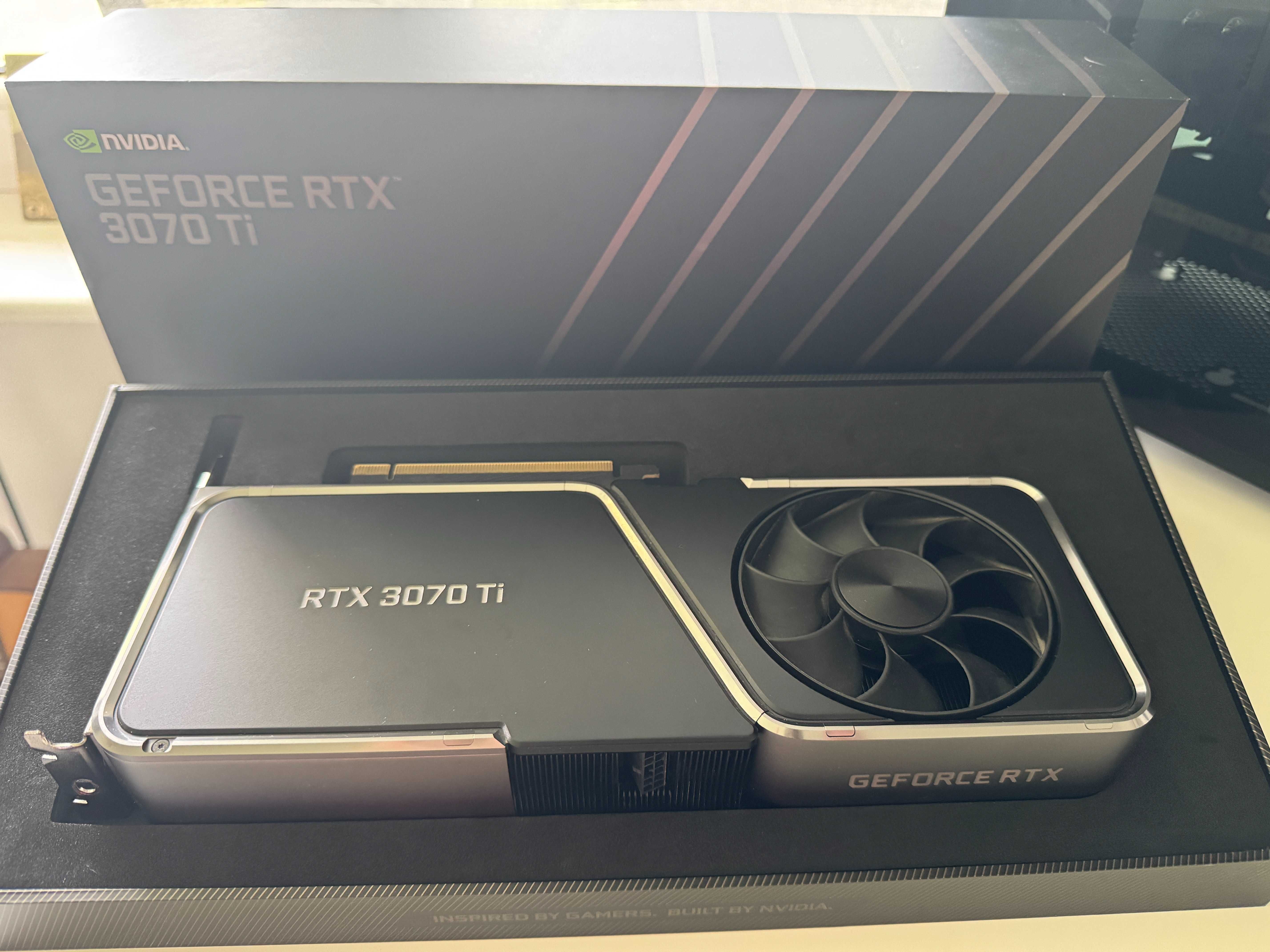Gamingowy Komputer: i5-12600K, RTX 3070Ti, 16GB RAM, 1Tb NVMe,mini-itx