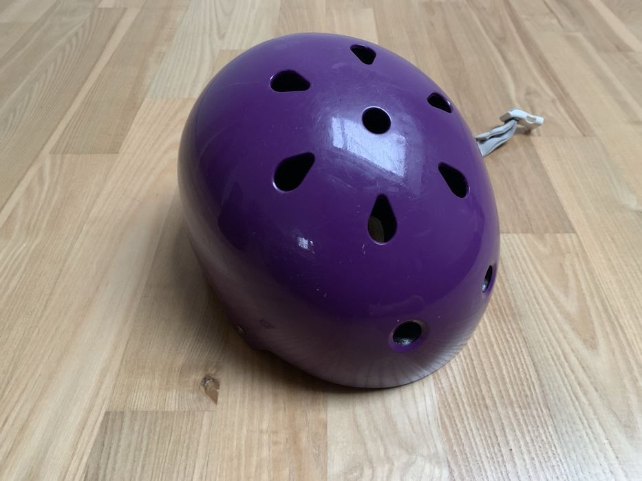 Kask Oxelo, rozmiar M (55-59 cm)