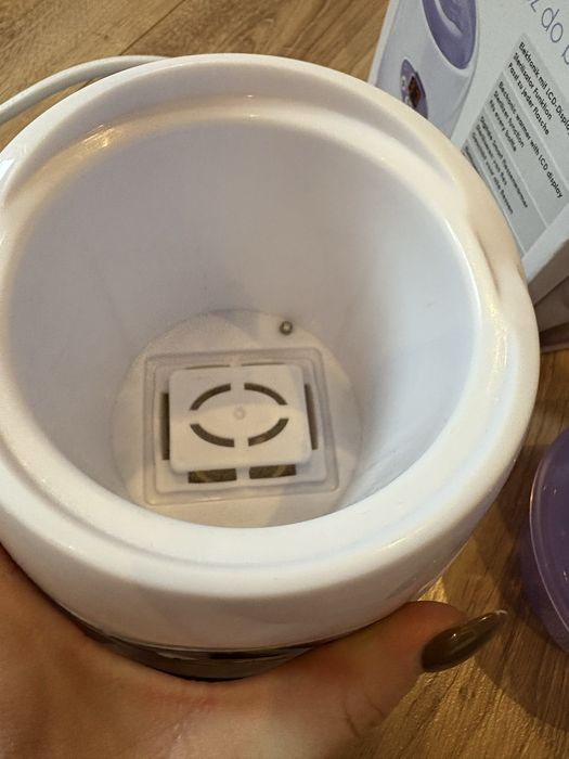 Elektroniczny podgrzewacz do butelek i słoiczków Sisi Baby