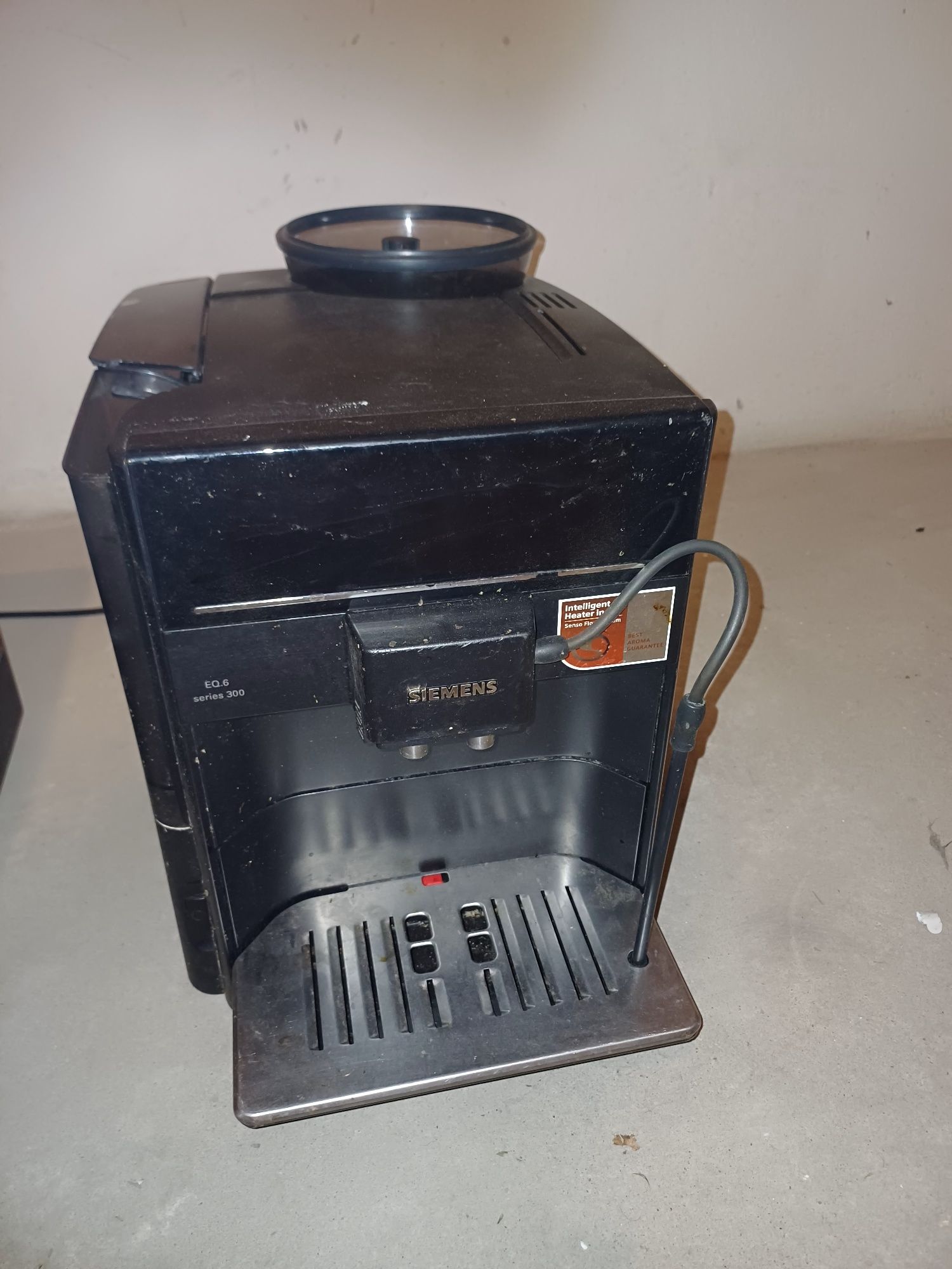 Expresy ciśnieniowe Krups , Siemens,  Delonghi,  uszkodzone