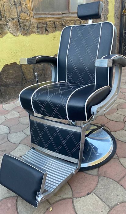 Перукарське барберське крісло