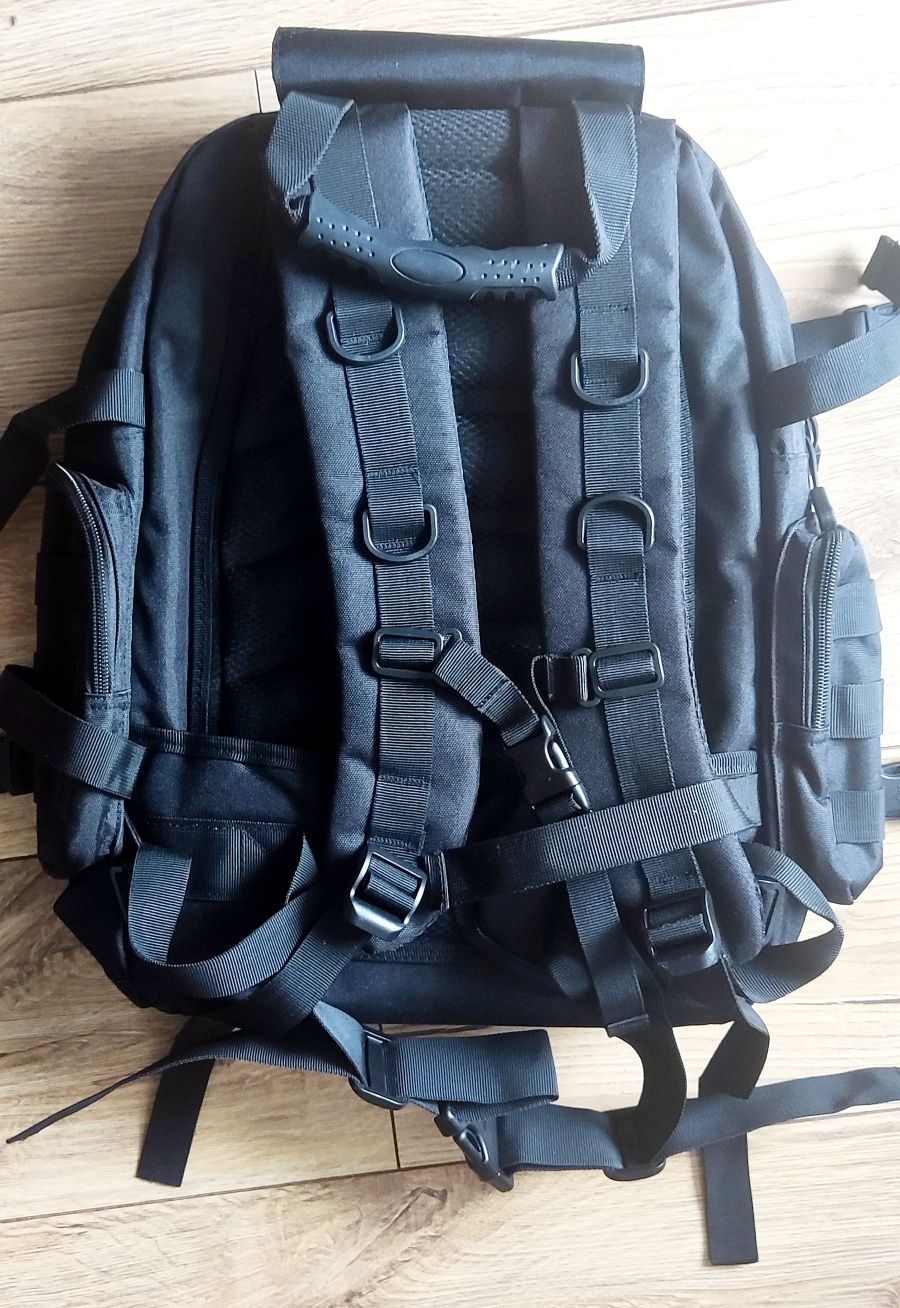 Plecak survivalowy taktyczny ogromny+gratis