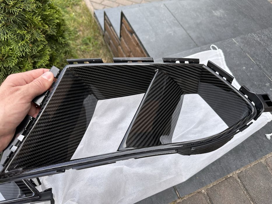 Карбонові воздуховоди вставки накладки в бампер на BMW G80 G82 M3 M4