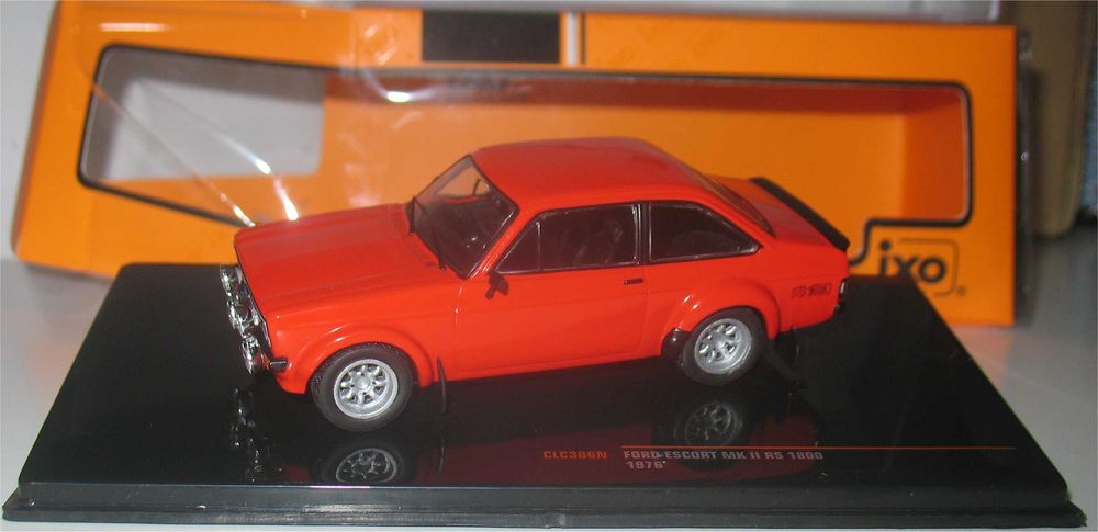 Ixo - Ford Escort MKII RS 1 8 0 0 - 1 9 7 6