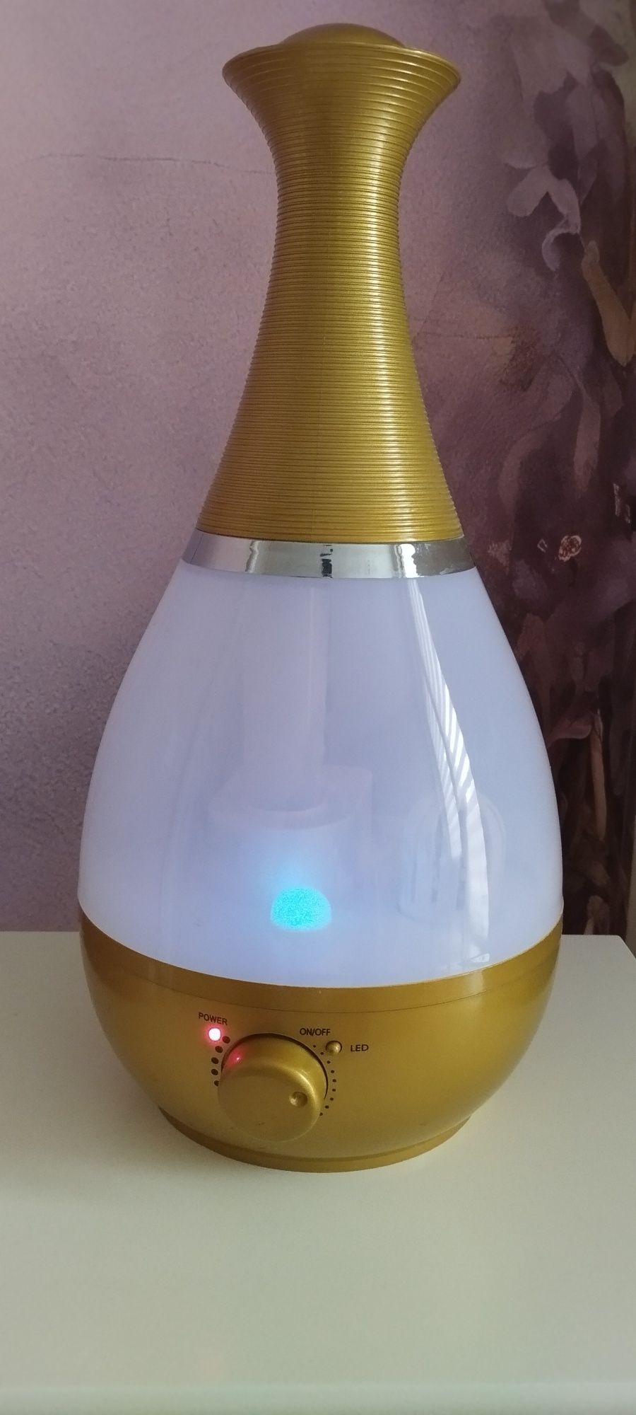 Nawilżacz powietrza i lampka 2w 1