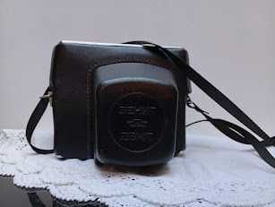 Máquina Fotográfica analógica - Zenit 12 XP