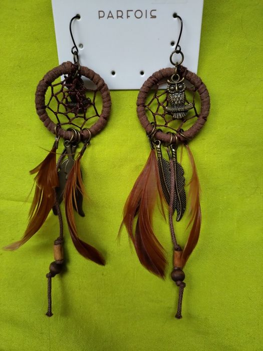 Brincos              .