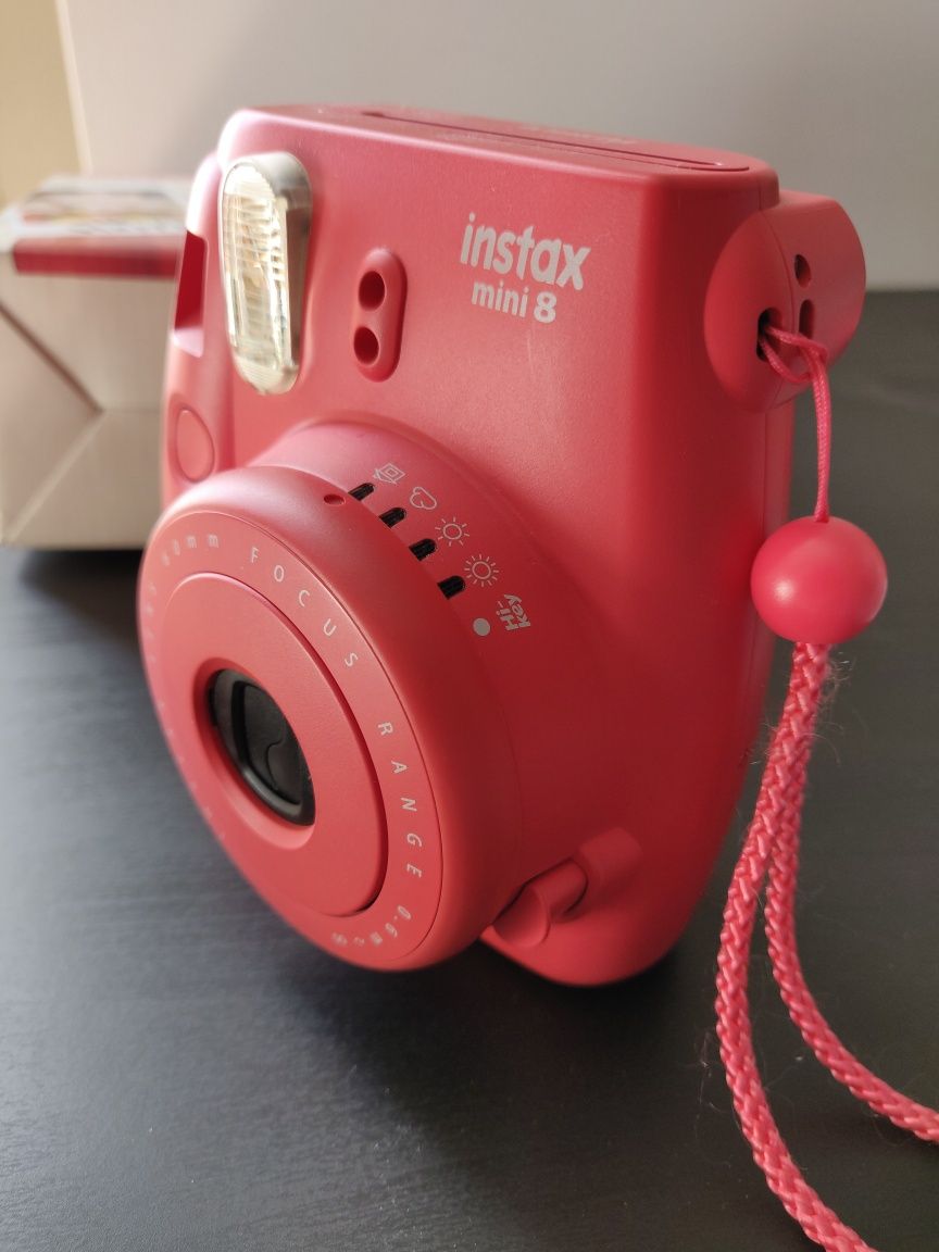 Instax mini 8 instant camera (Raspberry)