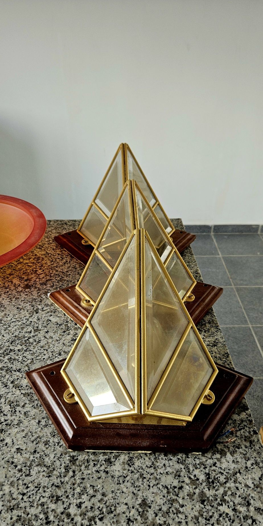 3 candeeiros a 45 euros