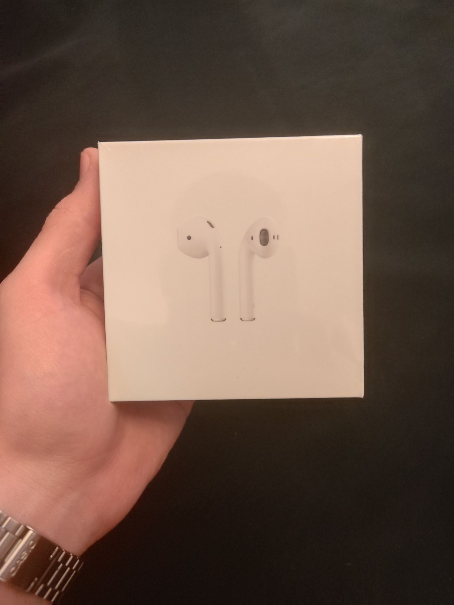 AirPods 2 zapakowane