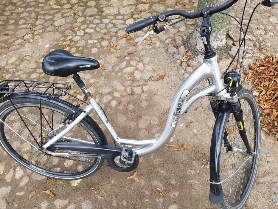 Rower damka miejski aluminiowy 28