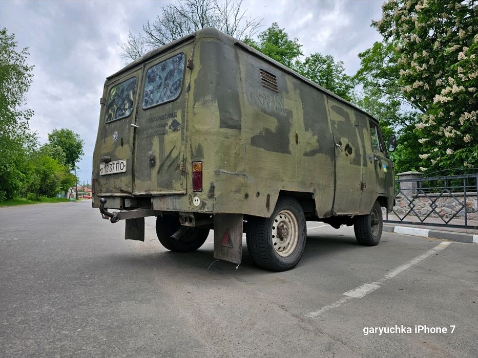 уаз буханка хакі