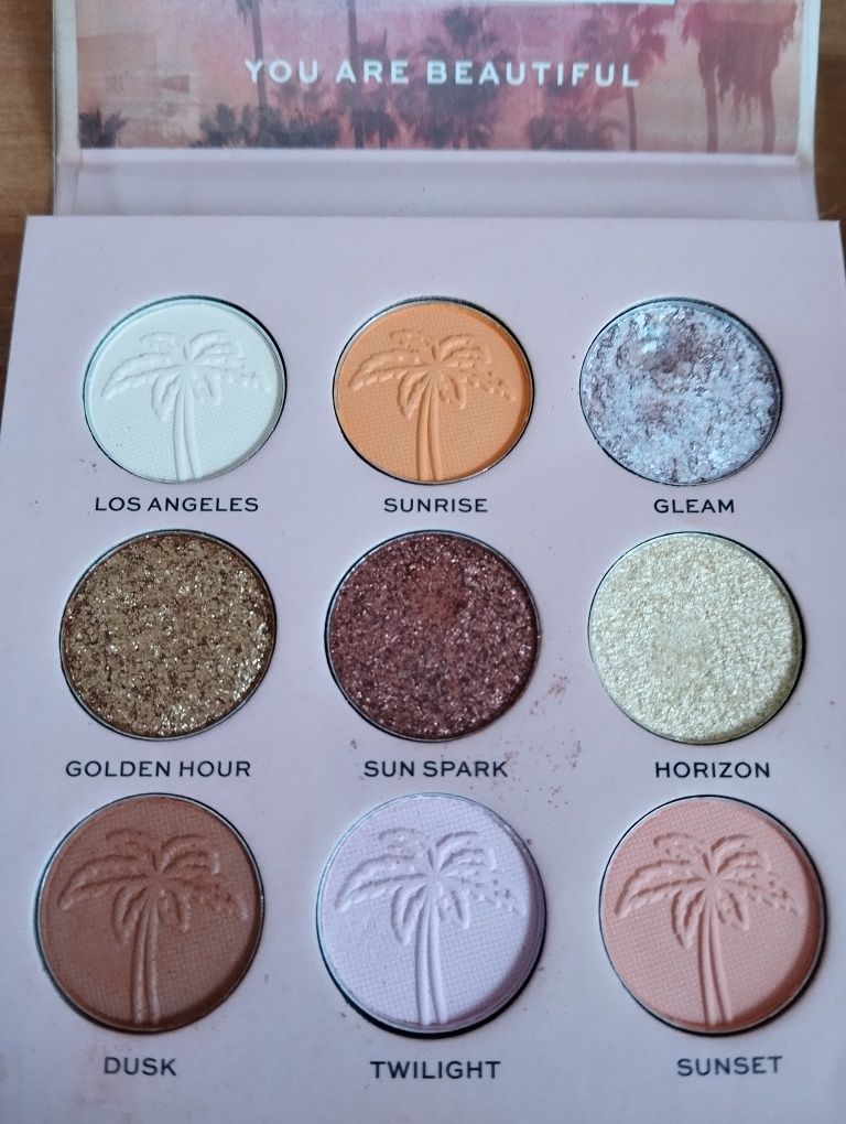 Paleta cienie Revolution Marley używane