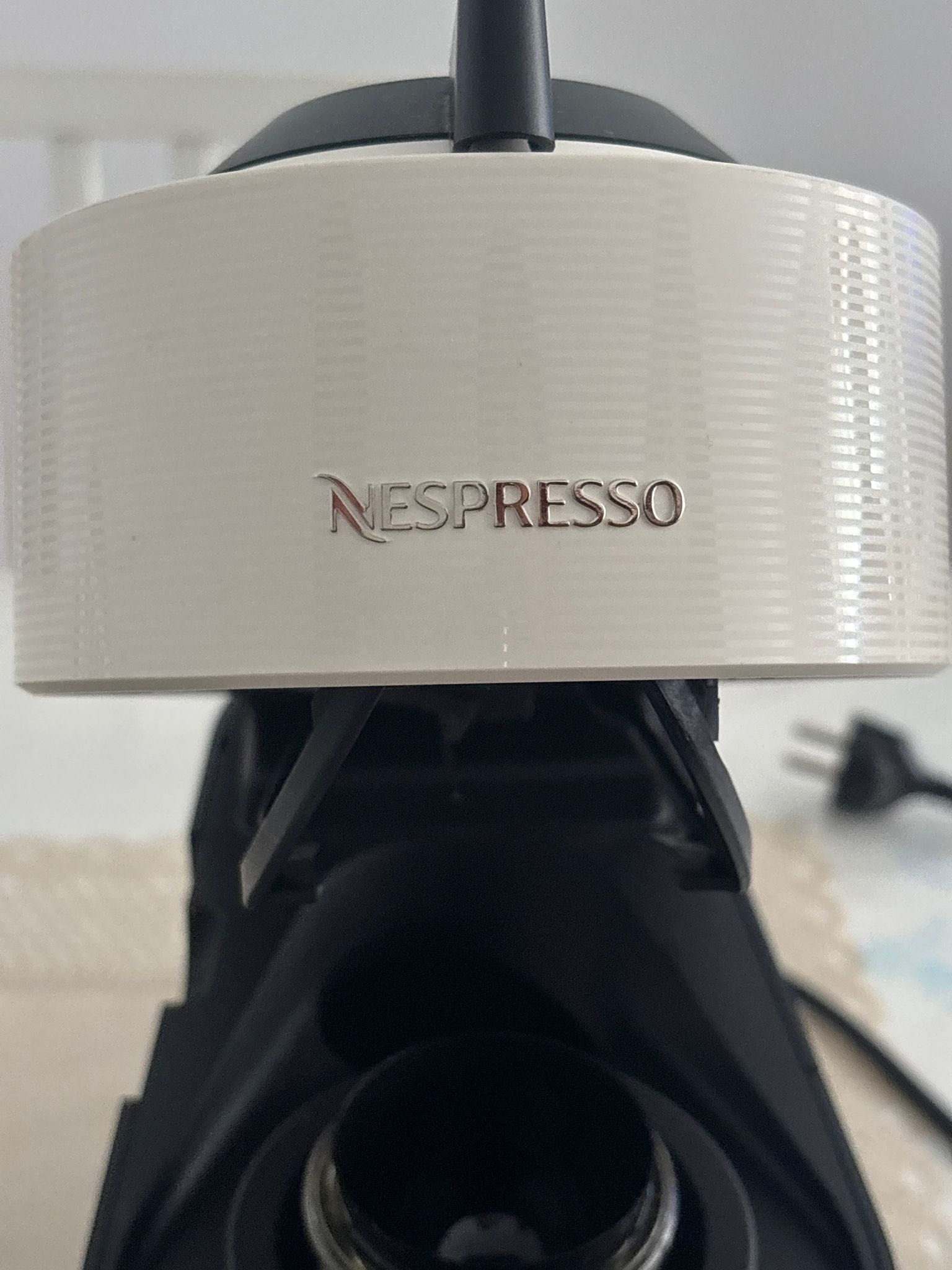 Máquina de café nesspreso nova
