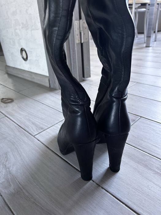 Шкіряні ботфорди на високому каблуці 38 розмір